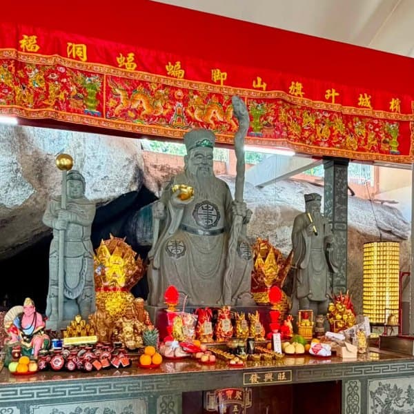 槟城蝙蝠洞大伯公庙 Gua Kelawar Buddhist Temple